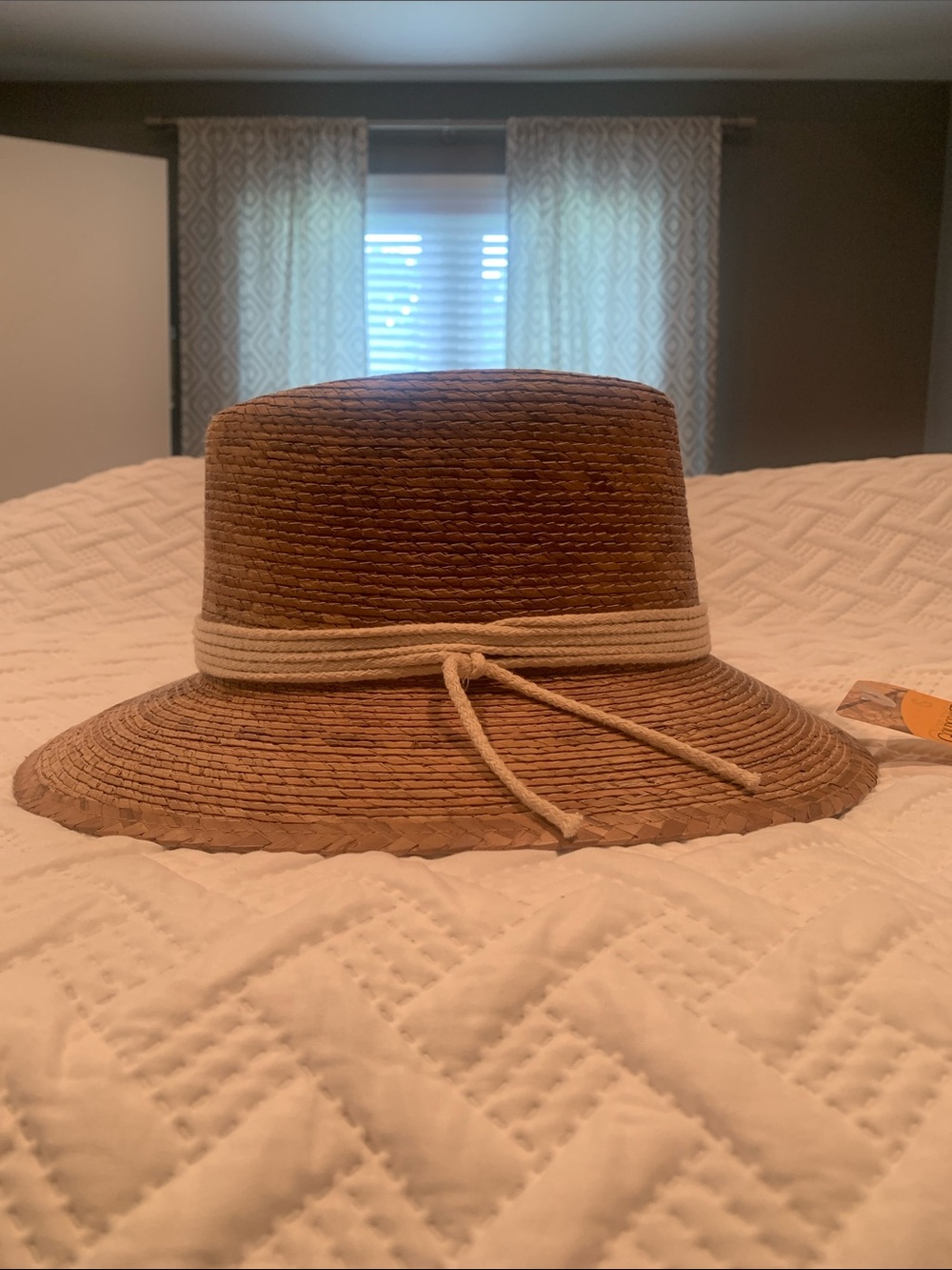 Straw Sun Hat in Brown